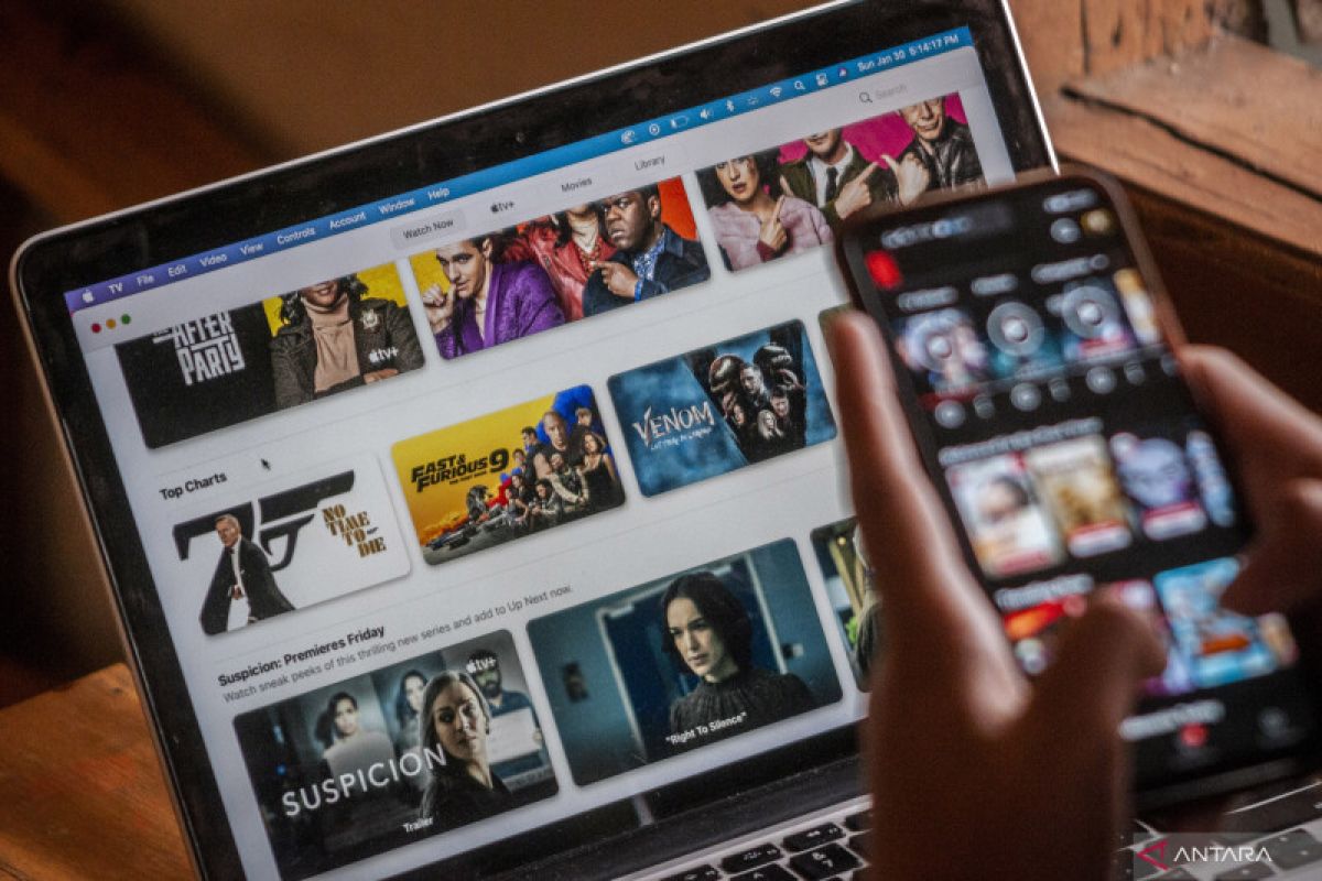 Instal Aplikasi Streaming Gratis