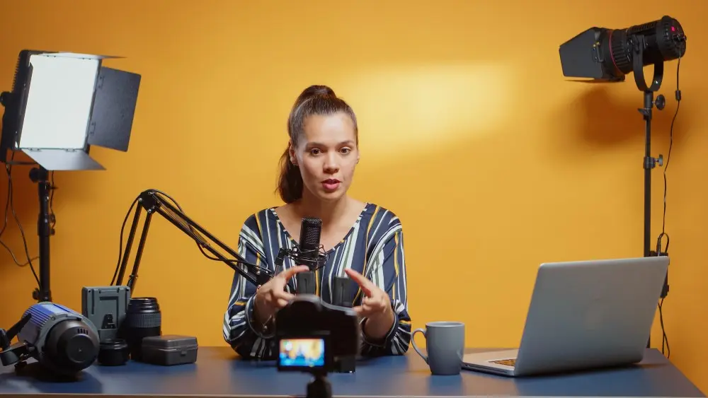 Cara Memulai Streaming dari Nol: Peralatan, Platform, dan Tips Sukses